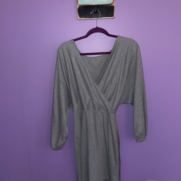 Grey dress - Picture 3 of 4